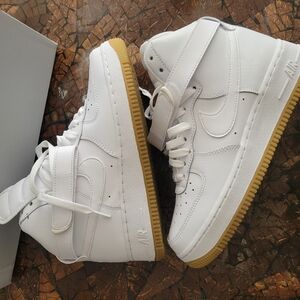 NIKE AF1 HIGH